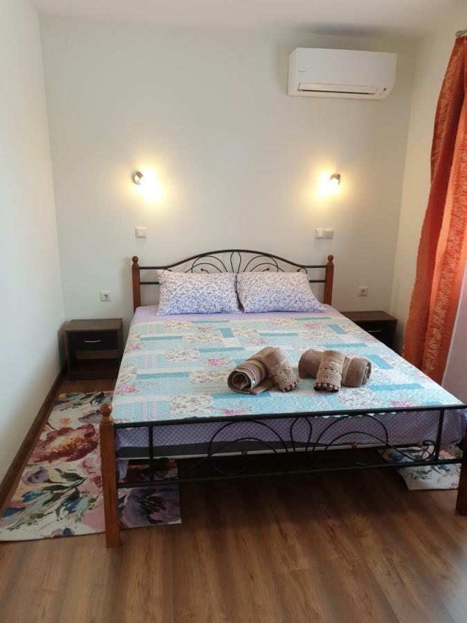 Emerald Hills Aparthotel โซโซโปล ภายนอก รูปภาพ